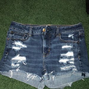 American eagle ripped jean shorts